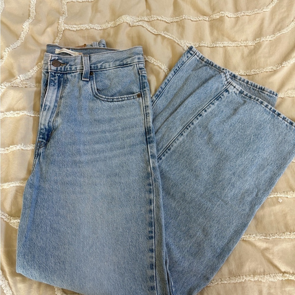 Levi's Blue Straight Leg Jeans Classic Style - Picture 4 of 6